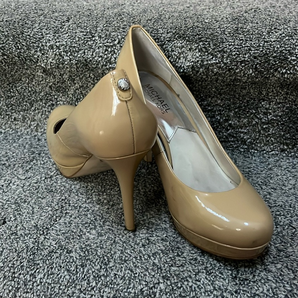Michael Kors Nude Pumps, Size 7.5